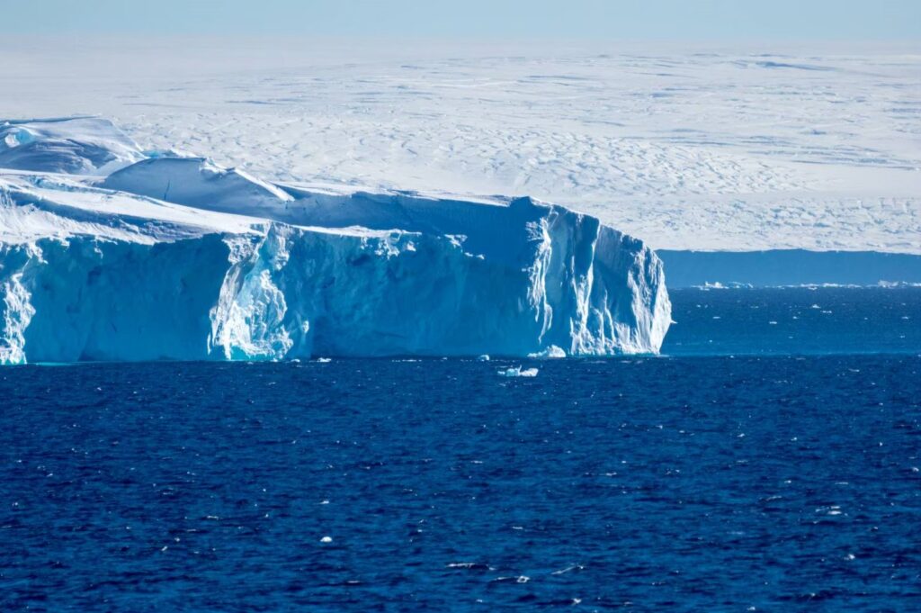 南極の氷 イメージ